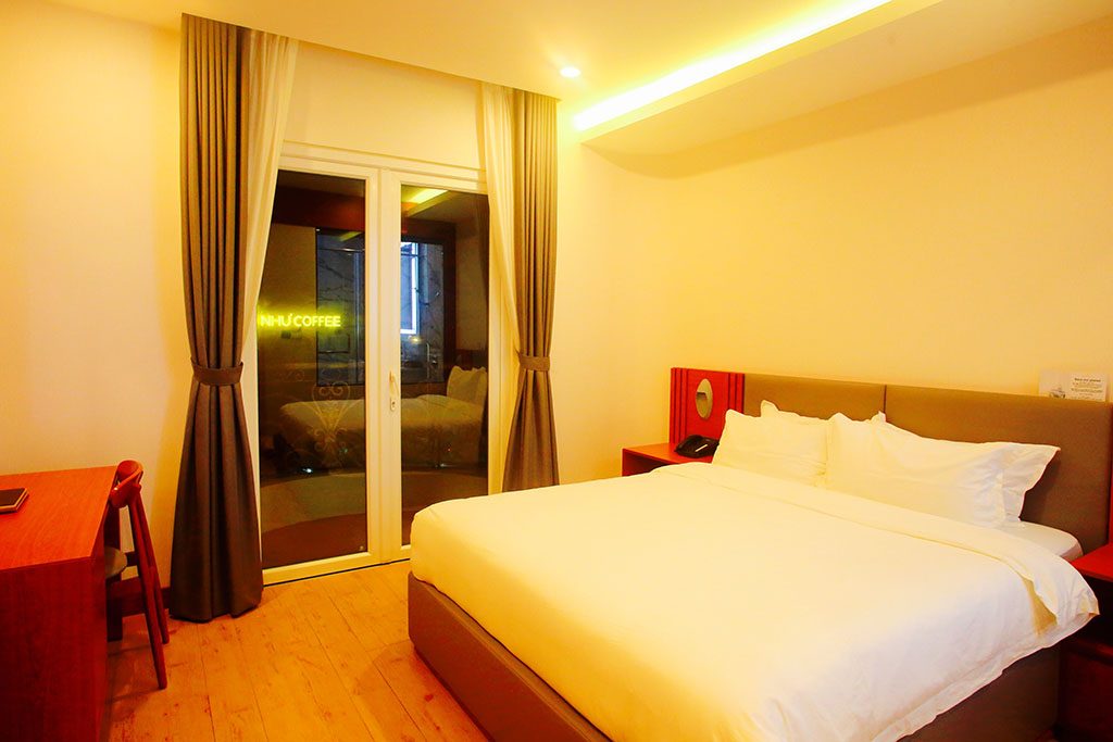 Hotel Rooms